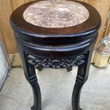 Pedestal table