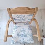 Chair / Armchair in solid wood and blue toile de Jouy