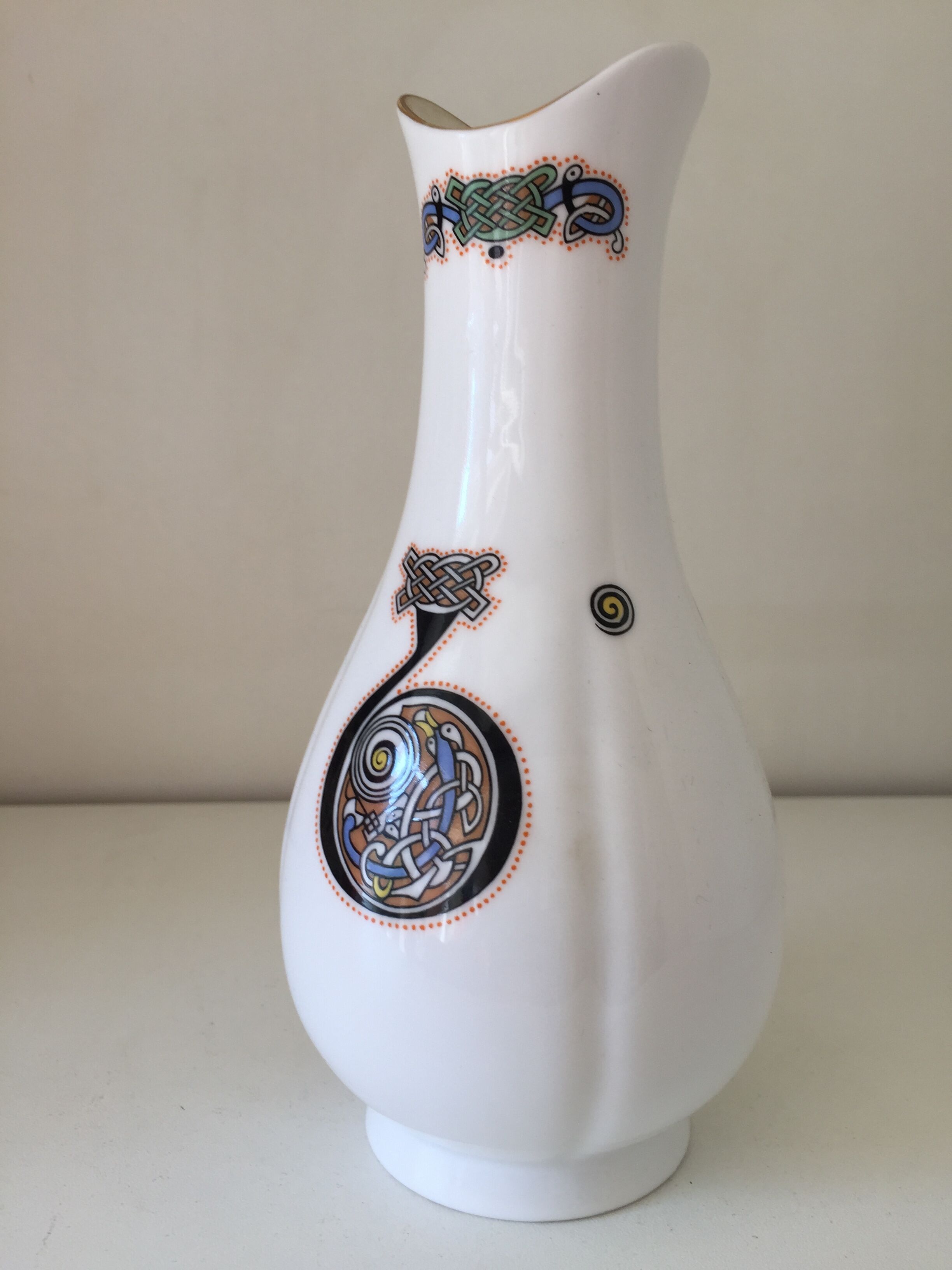 Porcelain vase royal tara ireland