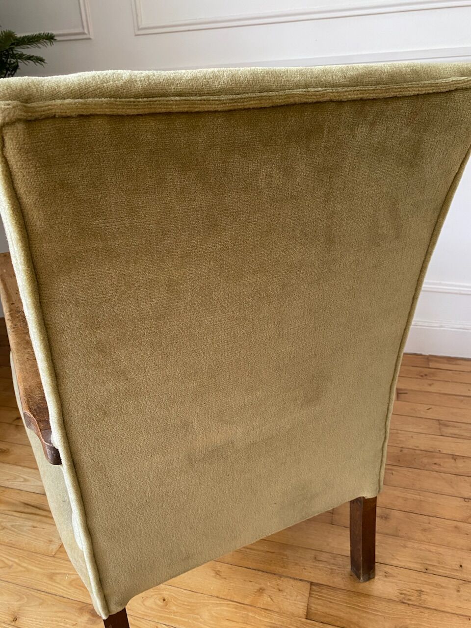 Fauteuil vintage en velours vert