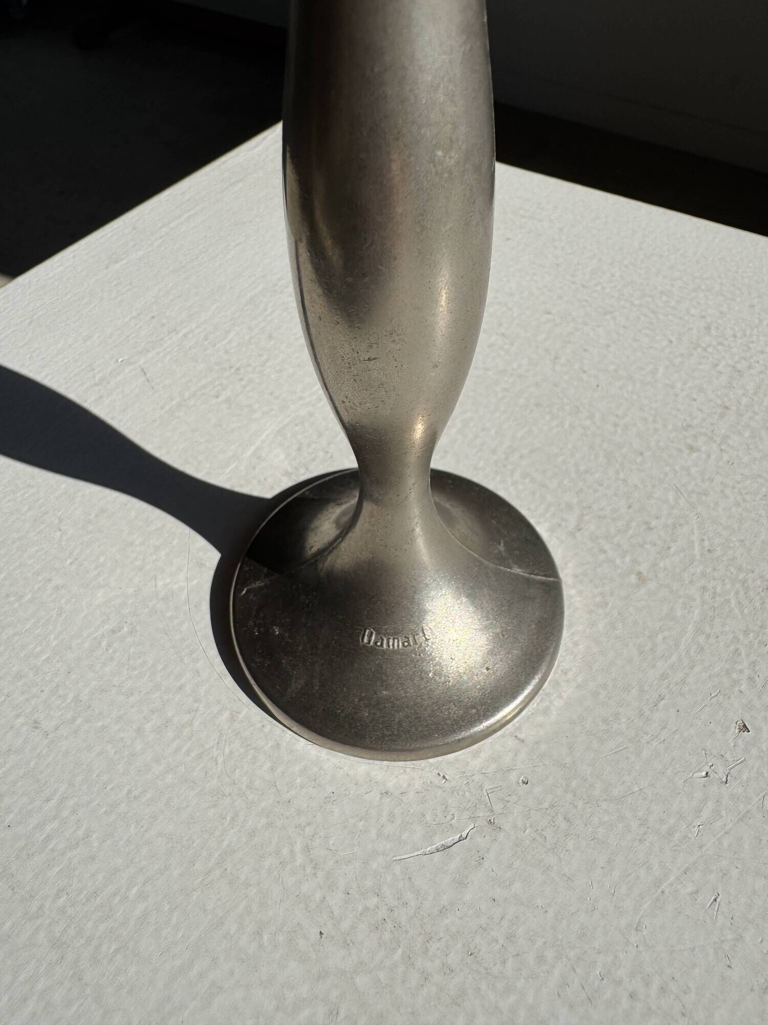 Vase soliflore vintage en métal gris à pied évasé H17 D6