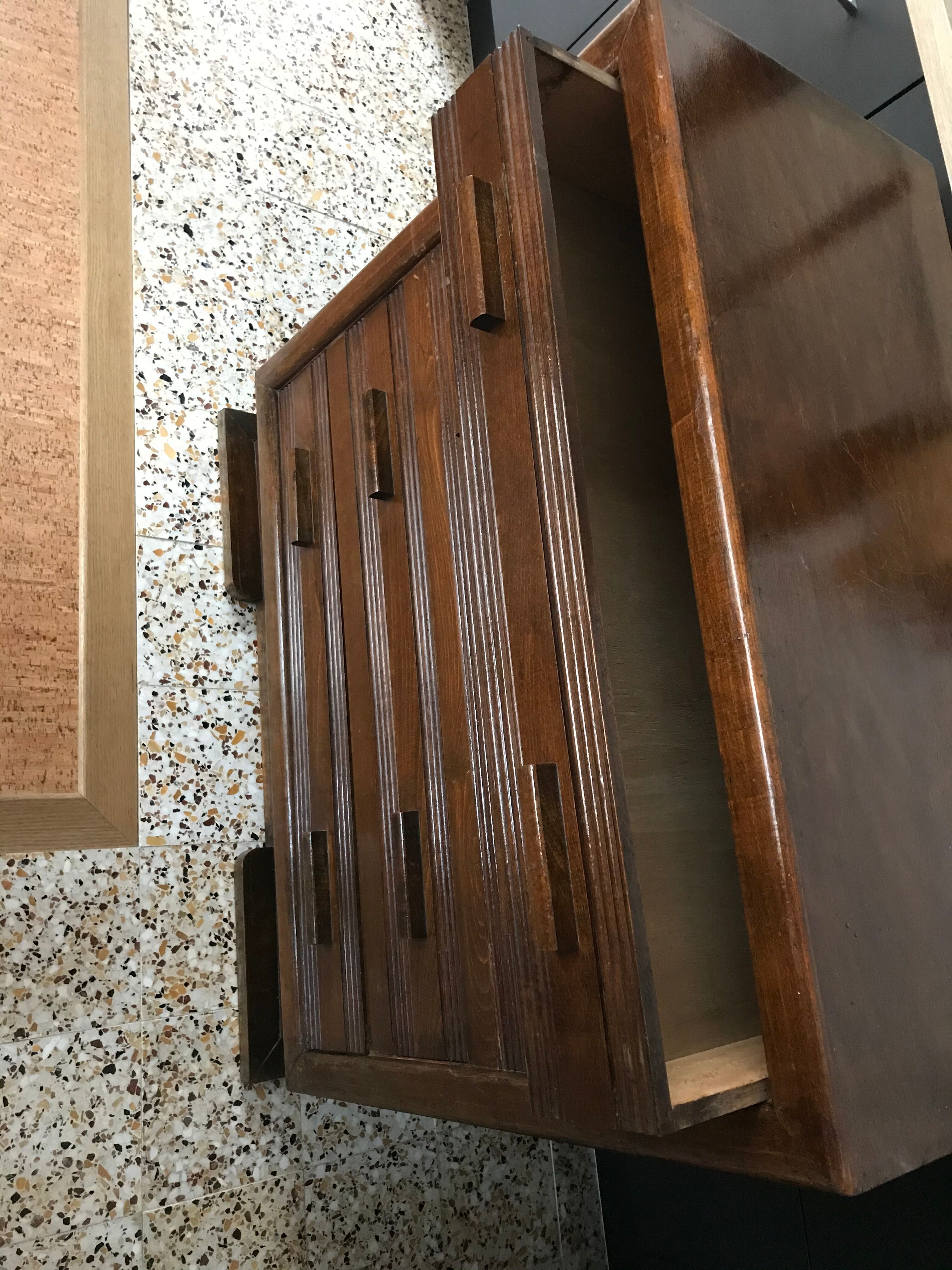 Art deco style chest of drawers