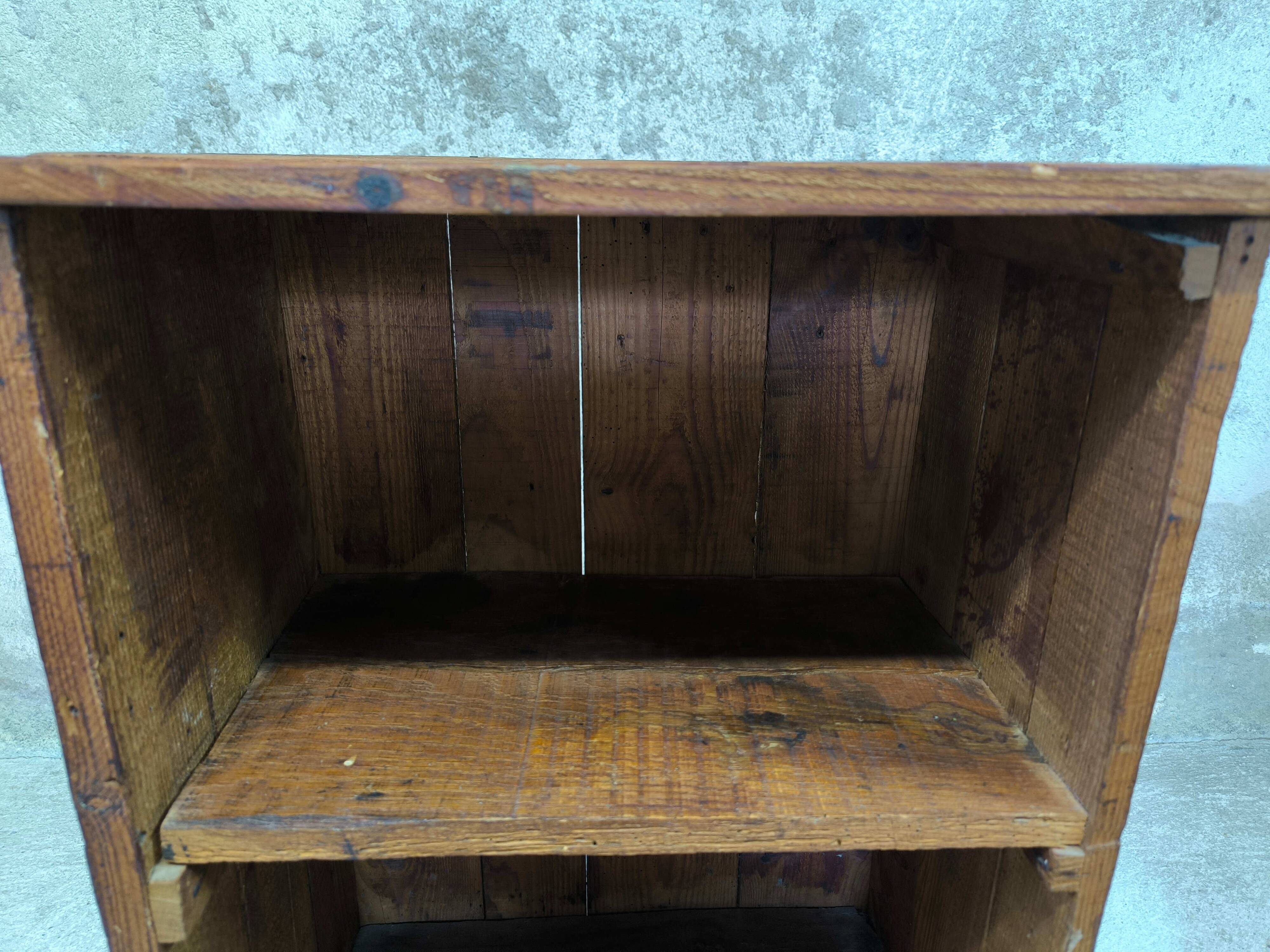 Meuble de rangement en bois