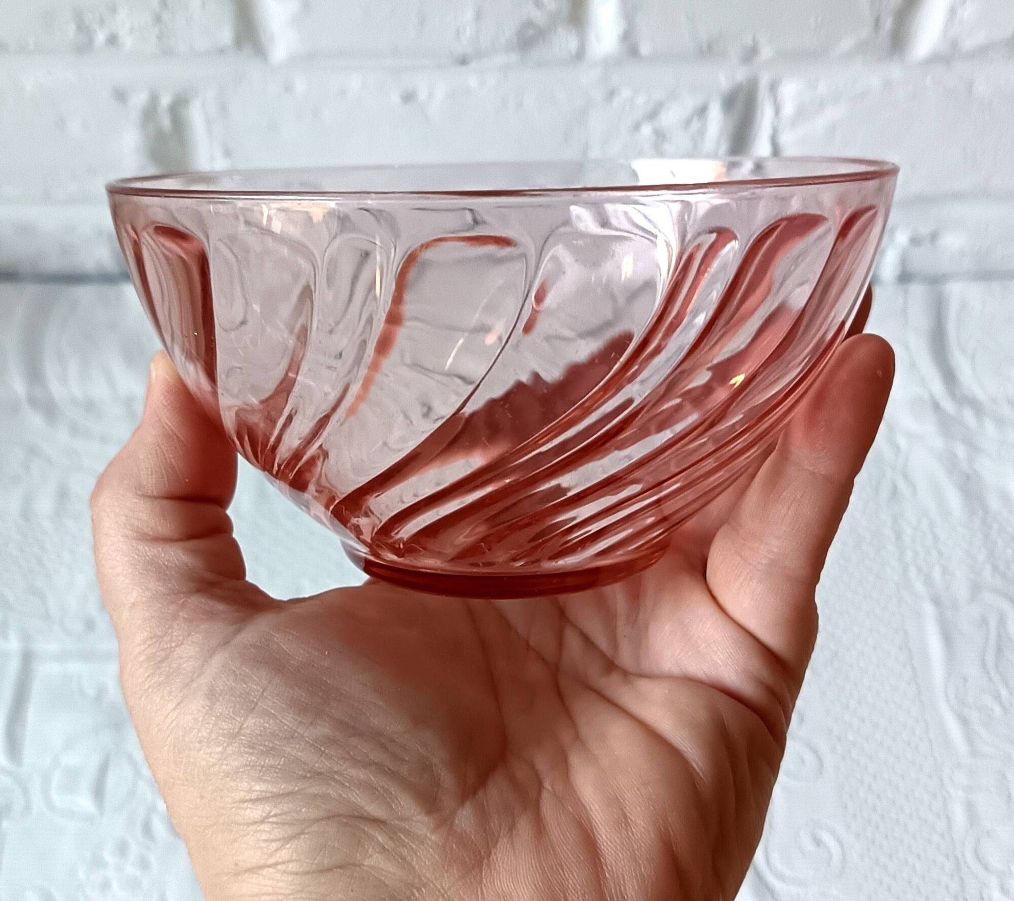 3 vintage pink glass bowls, rosaline arcoroc france
