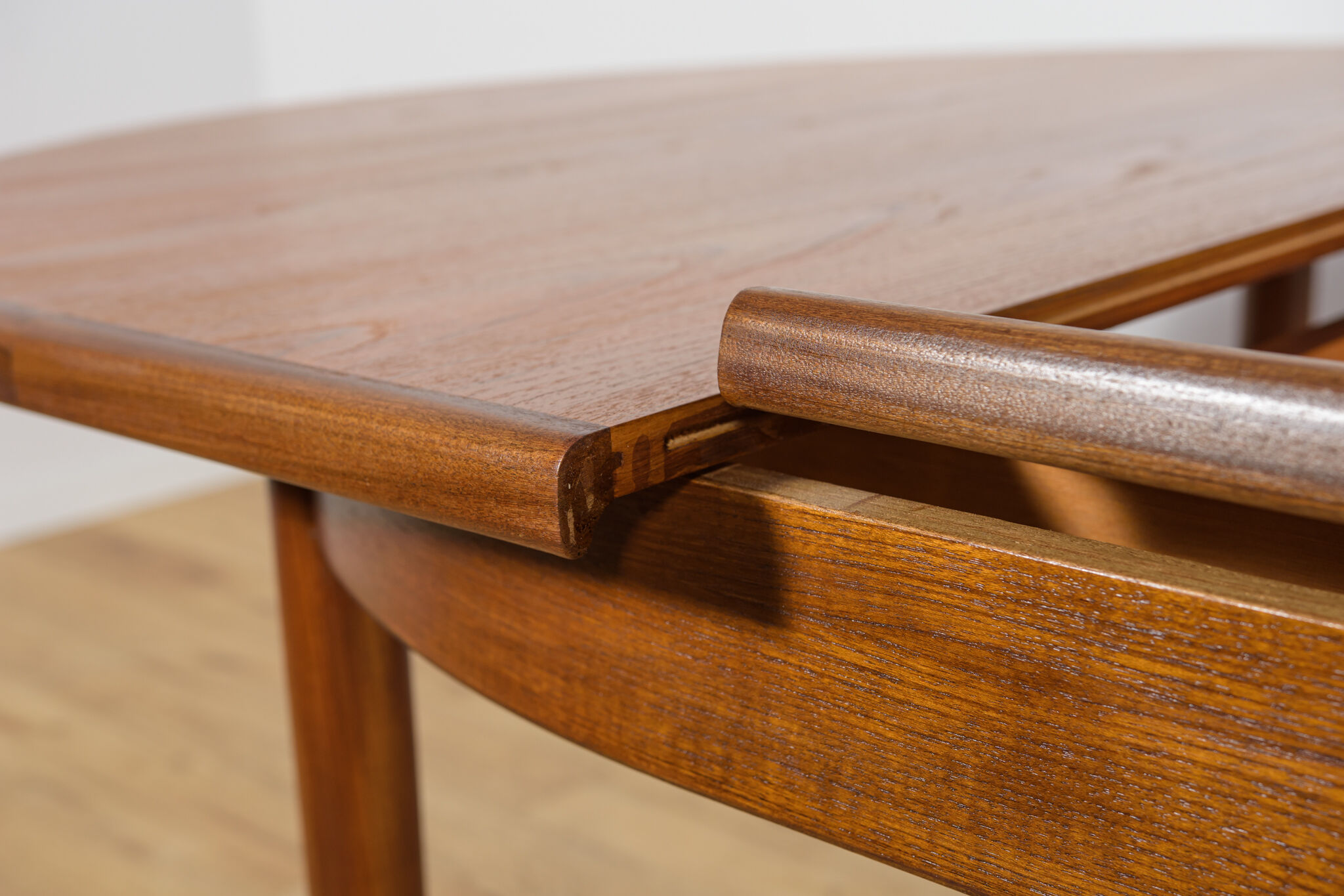 Mid-century teak modern oval dining table from G-Plan, United Kingdom, 1960s