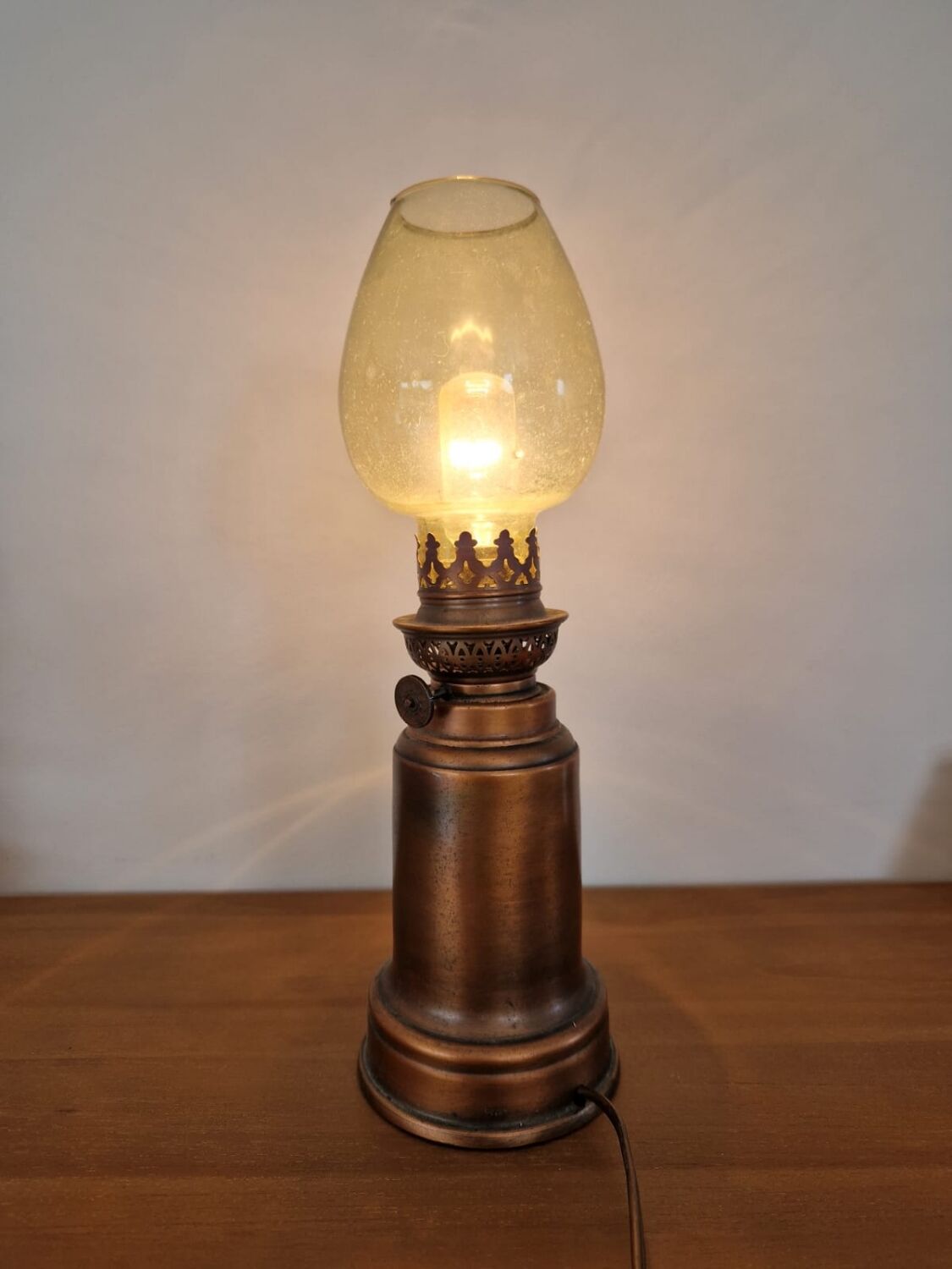 Electrified oil lamp