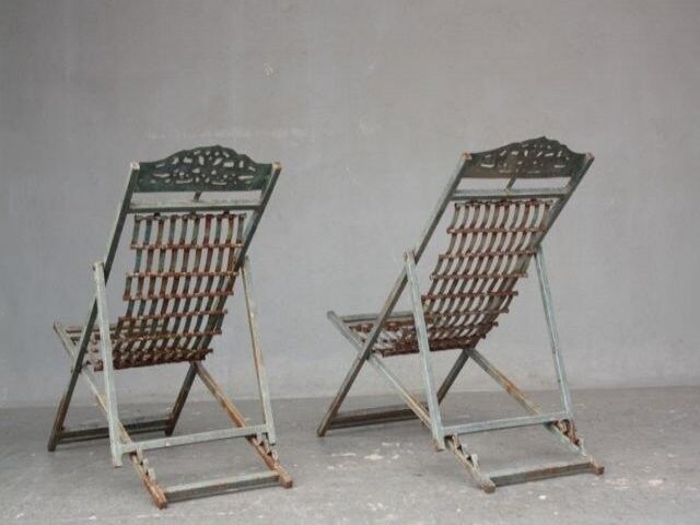 Chairs long time 1900 outside metal