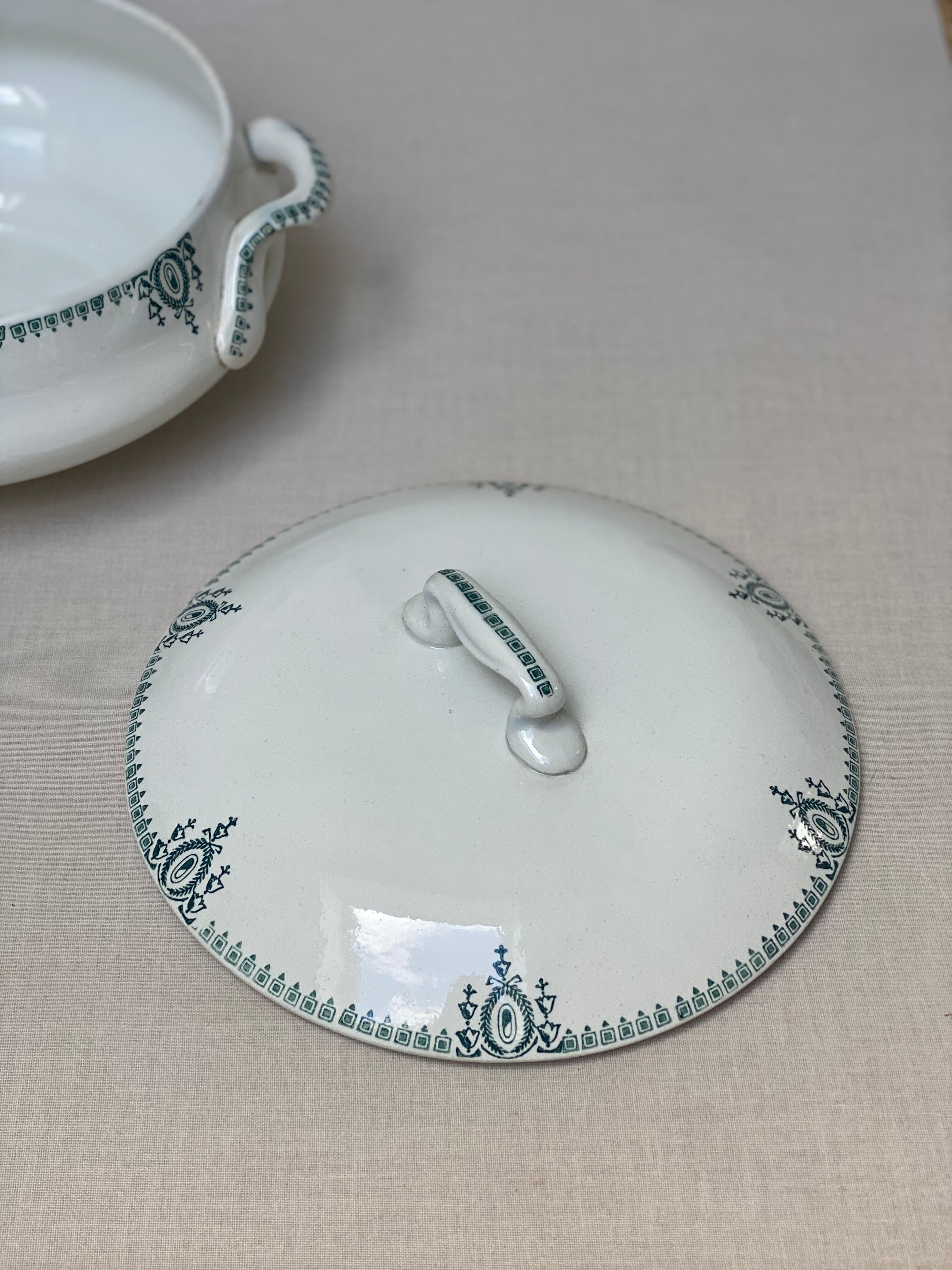 Service iron land Saint Amand