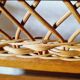 Banc coffre chêne et rotin 1960