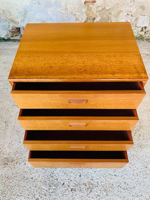 Scandinavian 4-drawer teak chest of drawers by Kempkes 1960s