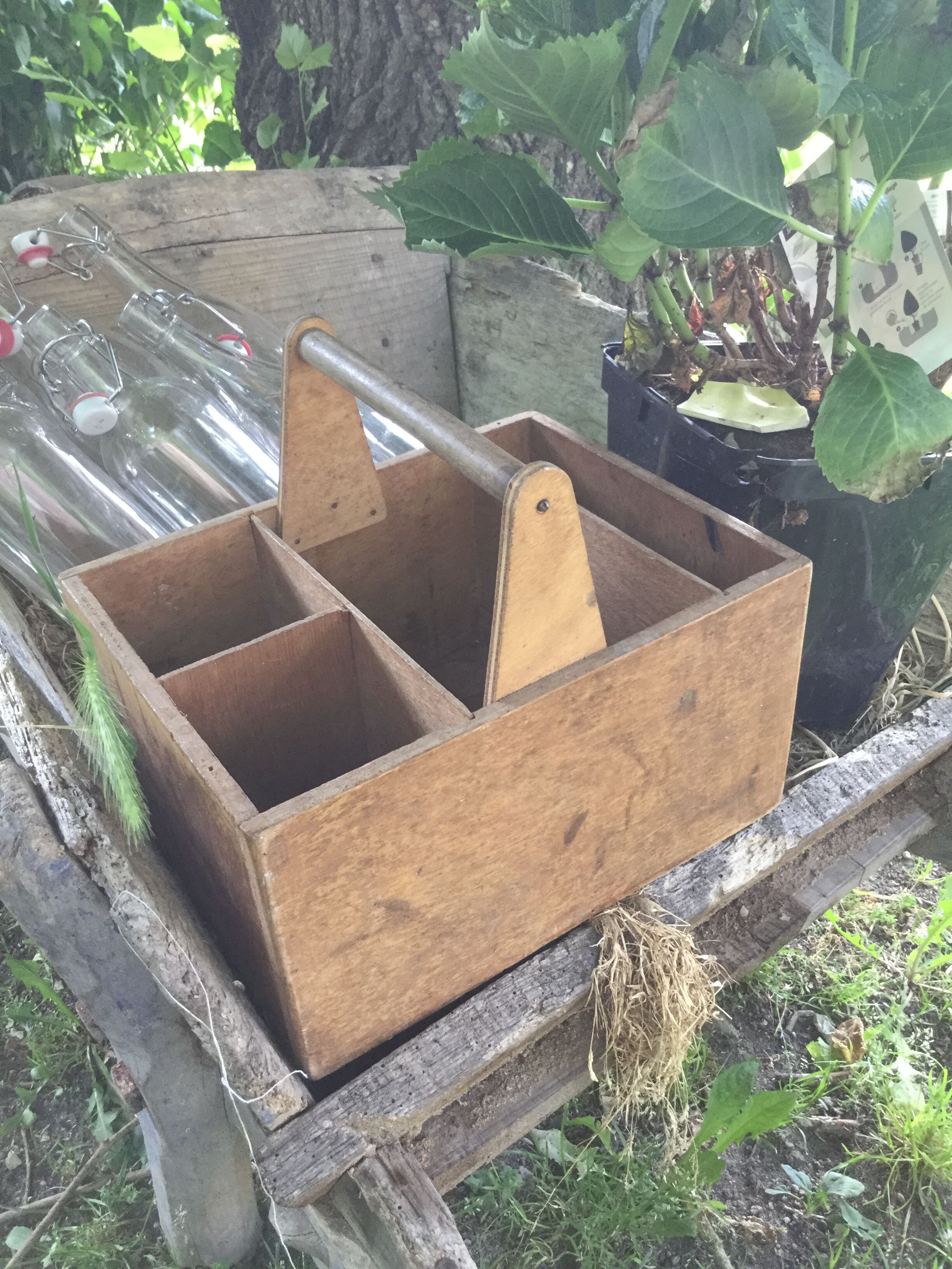 Storage basket the 1950s vintage wooden