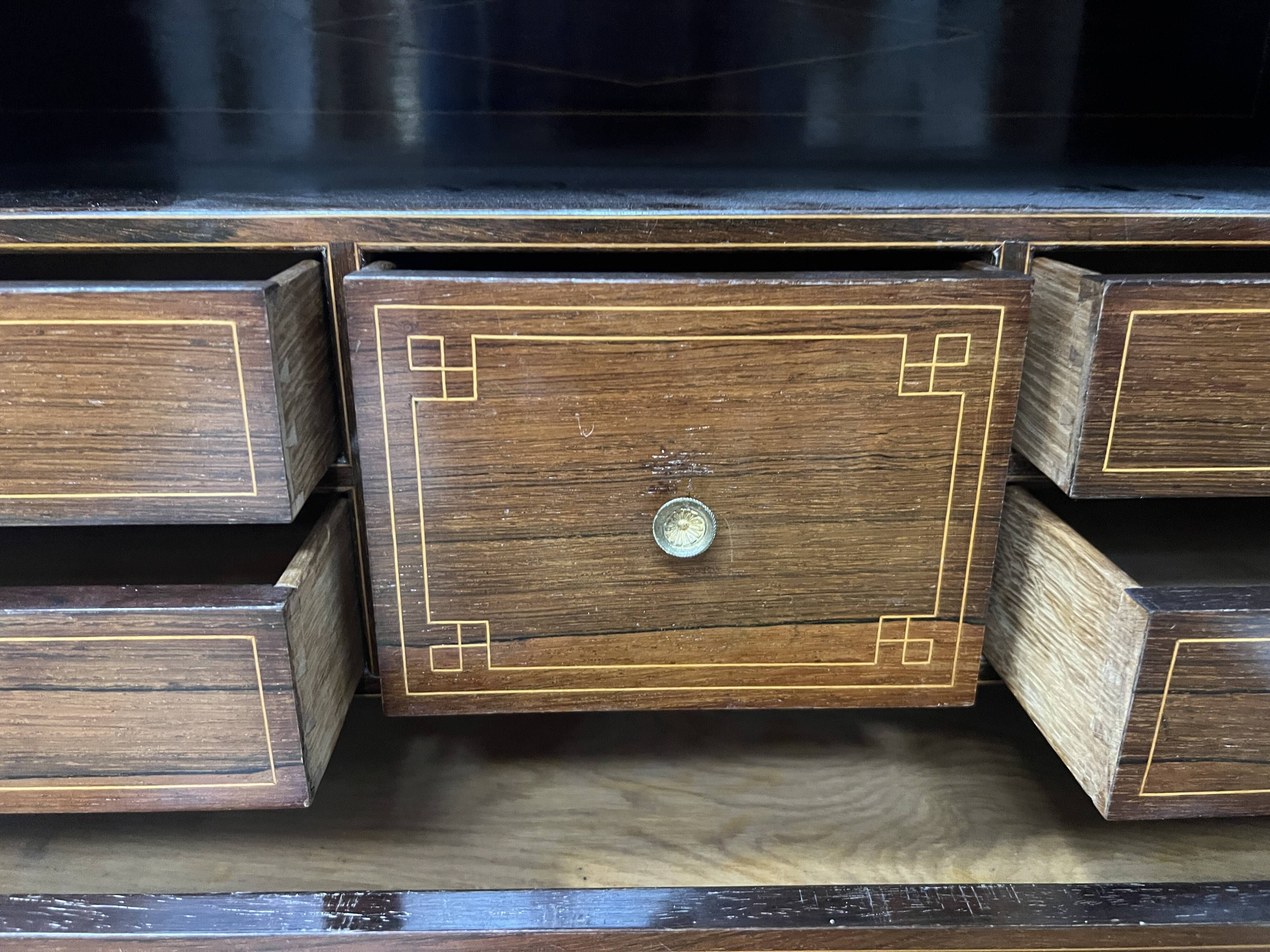 Louis Philippe secretary in light walnut briar, 19th century.