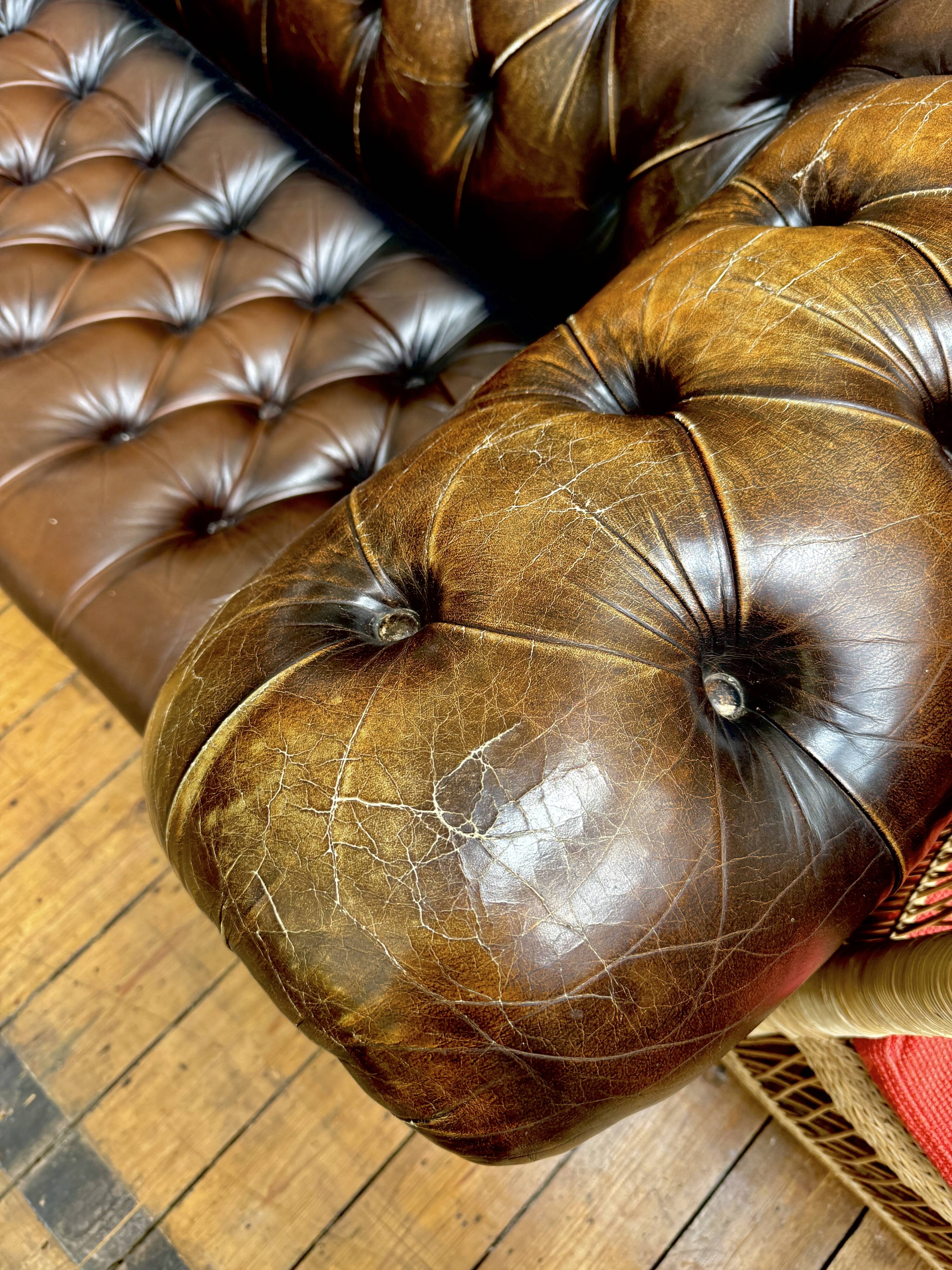Chesterfield leather sofa in Art Deco style