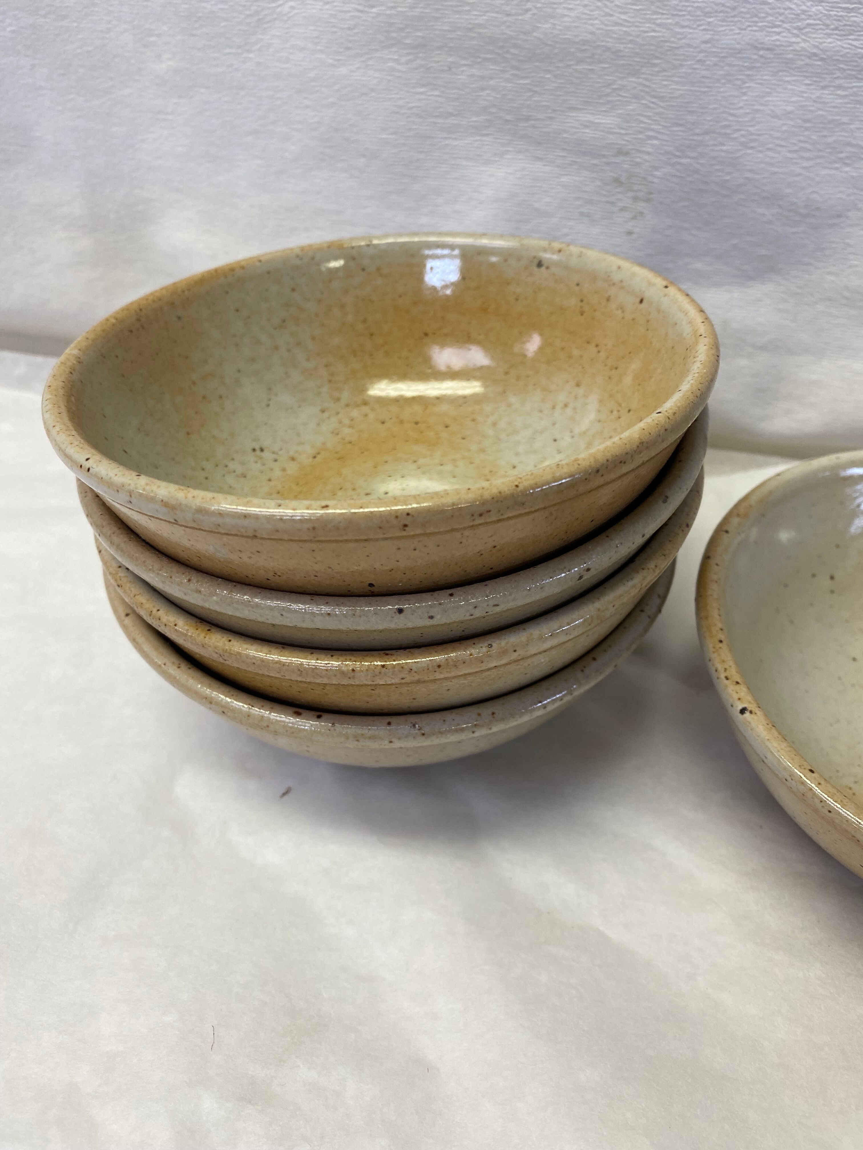 Set of 5 marsh sandstone bowls