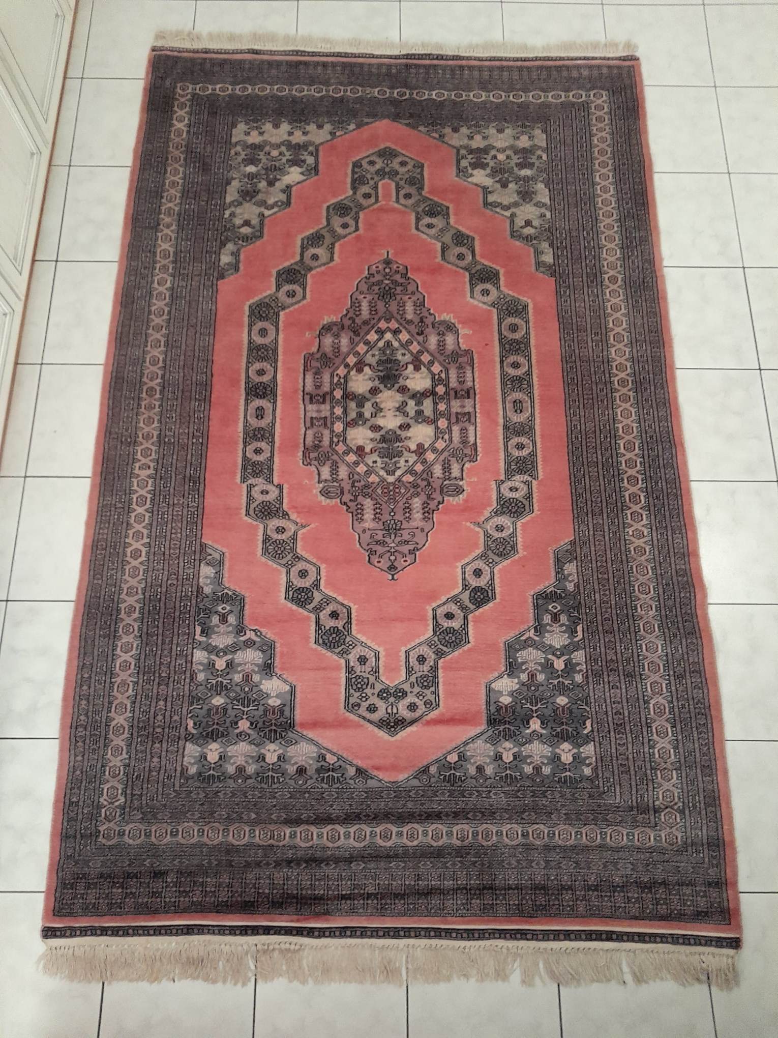 Karachi rug 258x161cm