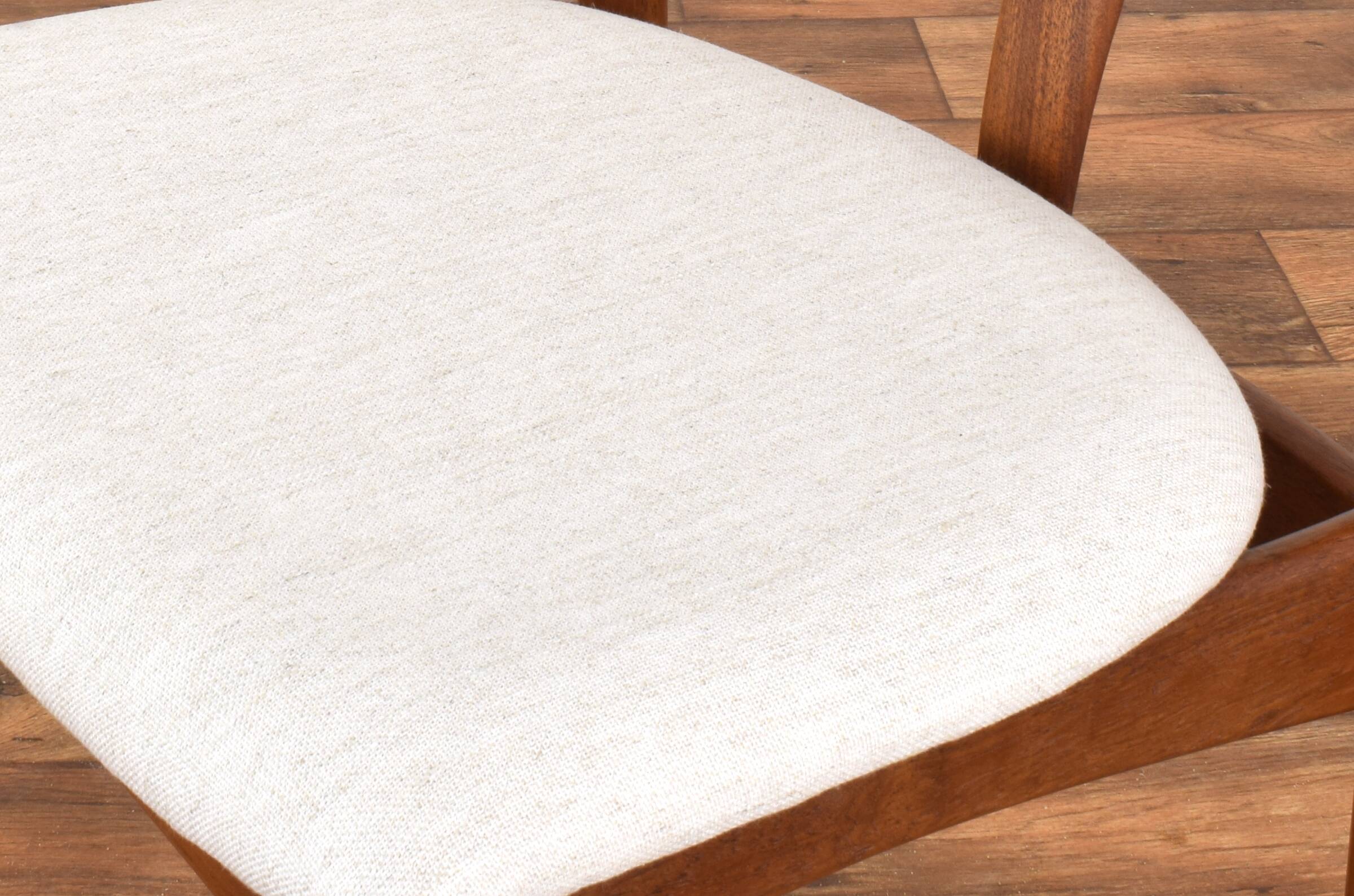 Chaise de Salle à Manger Mid-Century en Teck par Johannes Andersen pour Uldum Møbelfabrik, Danemark, 1960s, Set de 4.