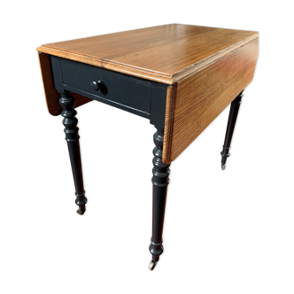 Table ancienne à rabats