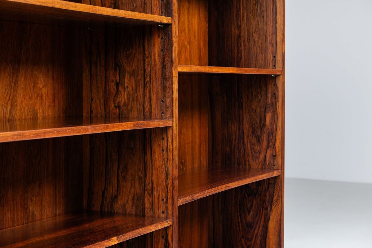 Grande bibliothèque scandinave en palissandre, Danemark, 1960.