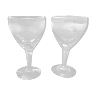 2 vintage liqueur glasses
