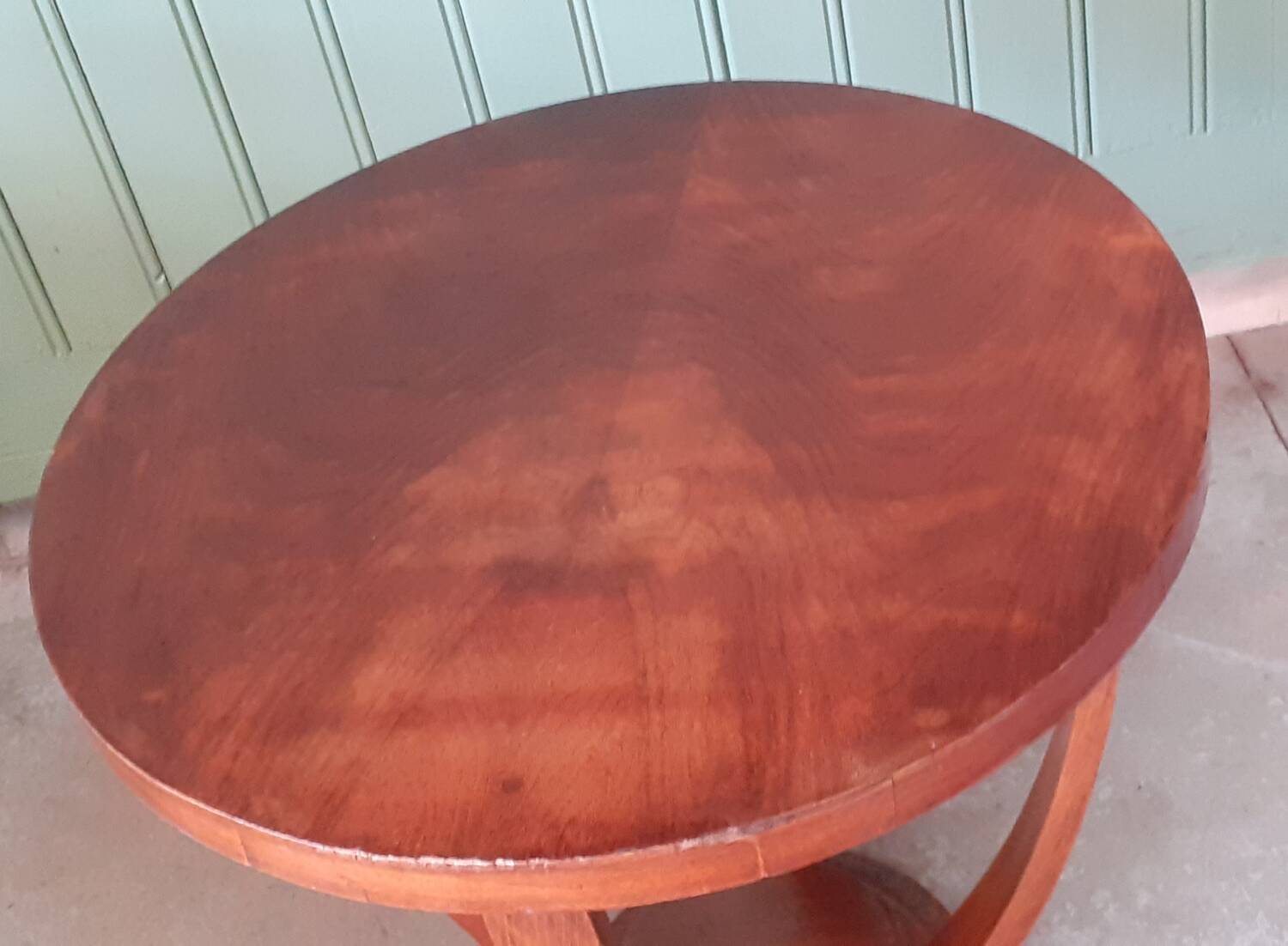 Artdeco pedestal table.