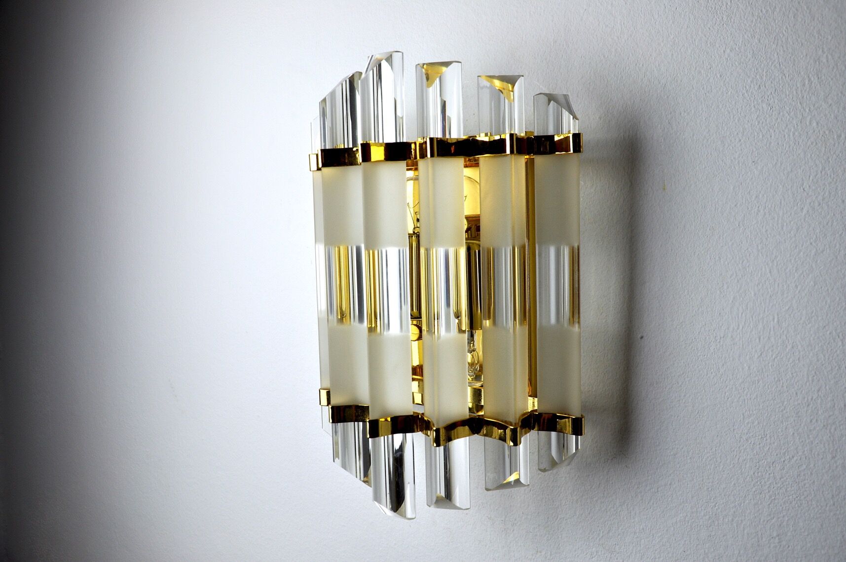 Wall lamp Triedri, Italy, 1970