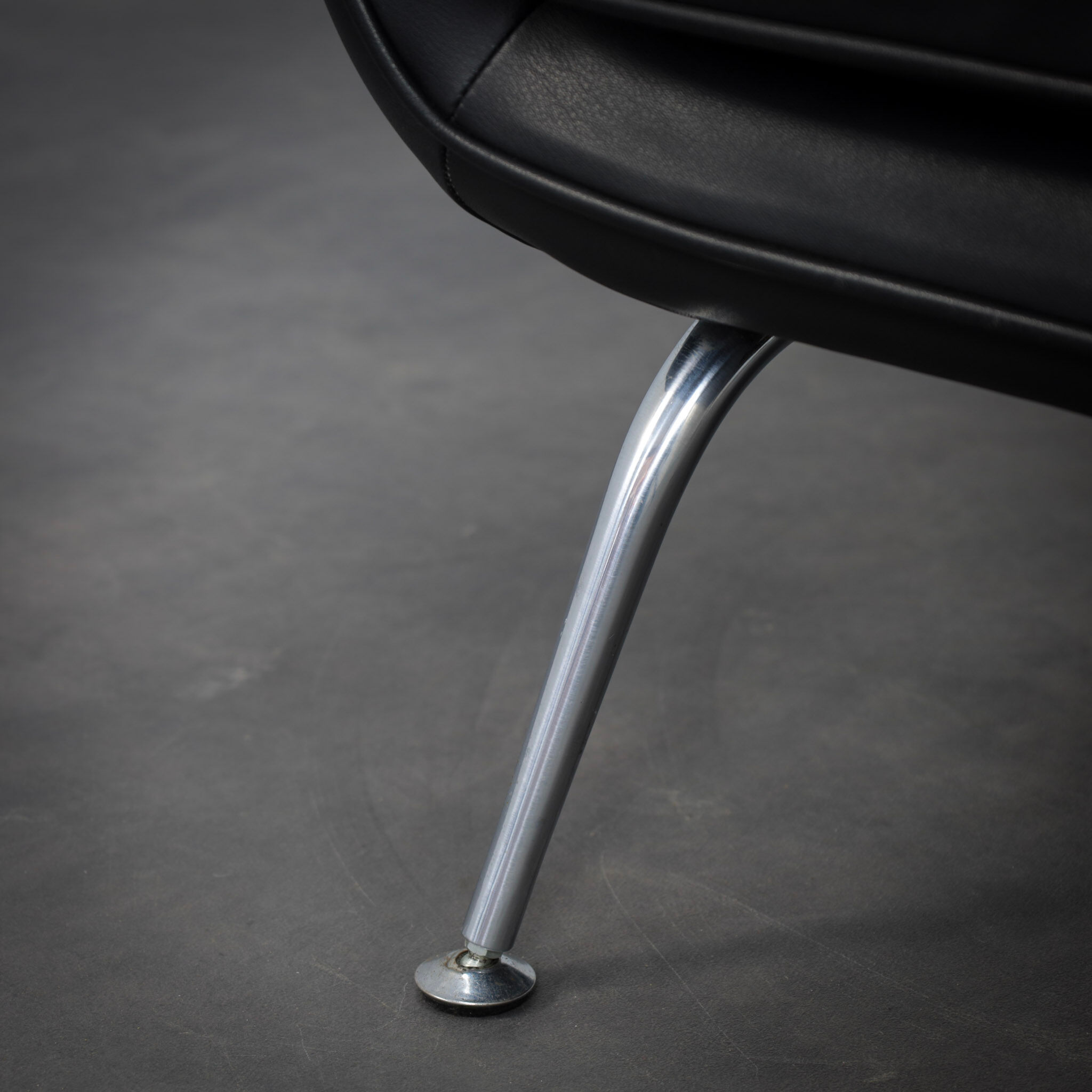 Rare leather lounge chair by Stefan Steenkist for Young International, Netherlands, 1990s