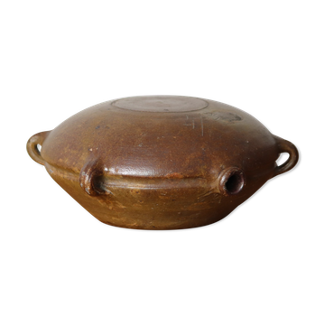 Toad sandstone gourd