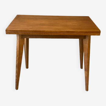 Vintage wooden portfolio table