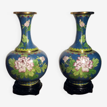 Paire de vase chinois cloisonnés