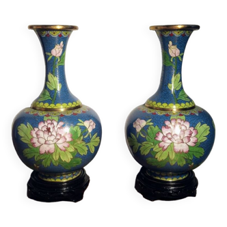 Paire de vase chinois cloisonnés