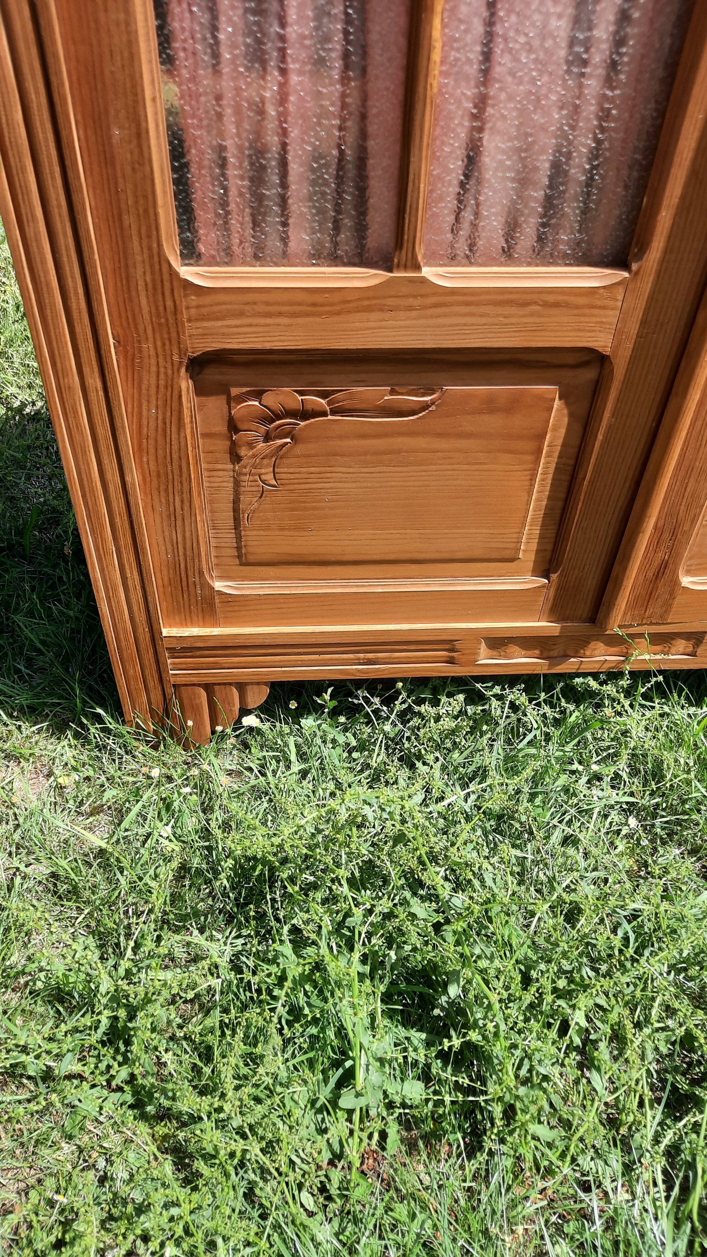 Art Deco style showcase