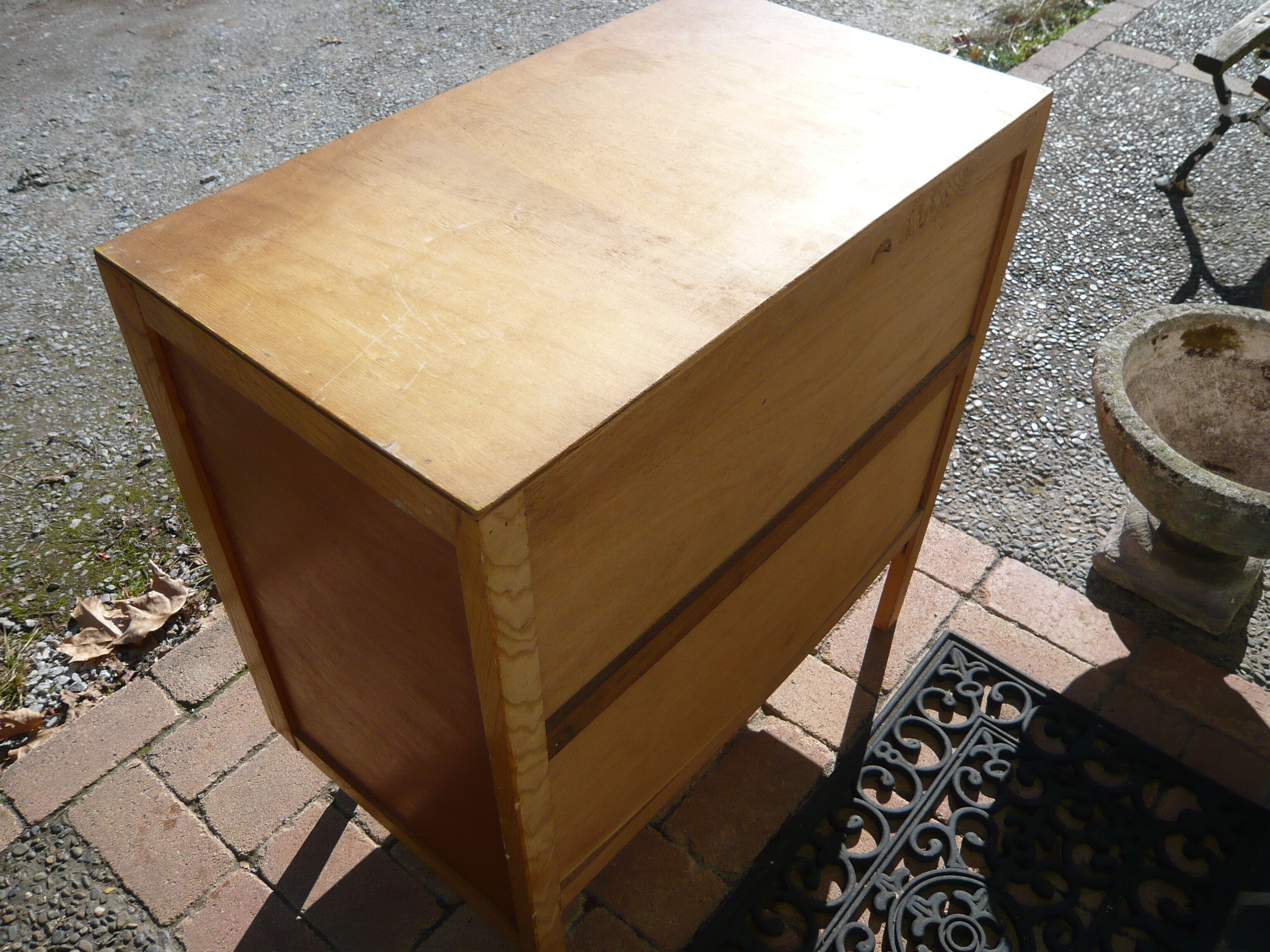 Commode vintage
