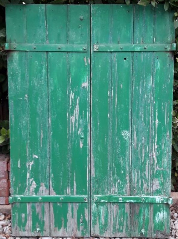 Pair of shutters H125xL87cm old painted fir