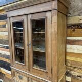 Kitchen dresser