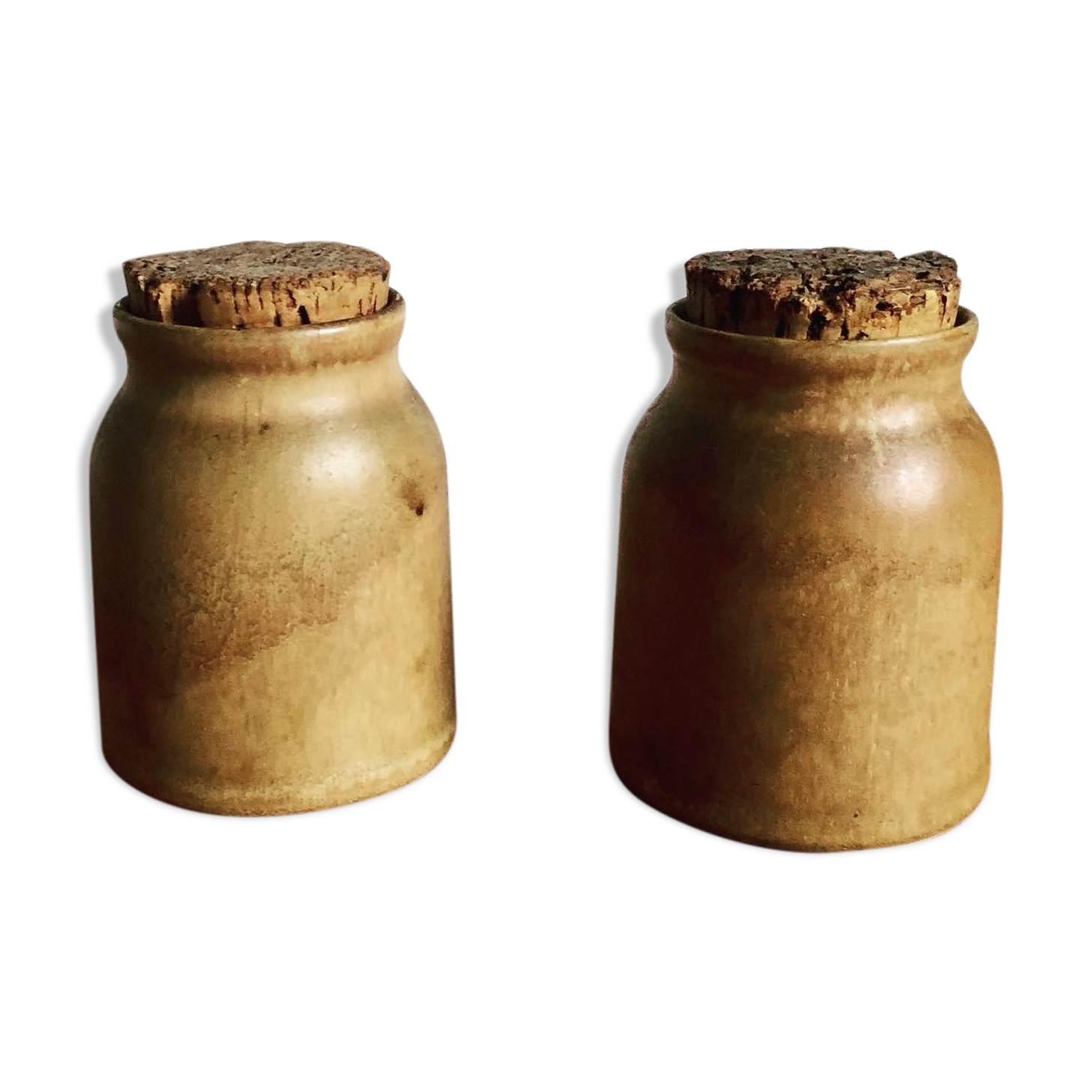 Sandstone pot with cork