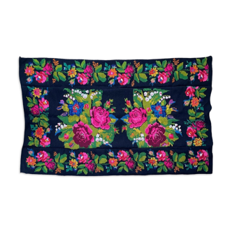 One of a kind Romanian floral rug with beautiful pink roses made by hand in wool Bohemian carpet