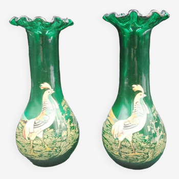 Paire de vases en verre soufflé vert coq émaillé Legras Col Polylobé vers 1900