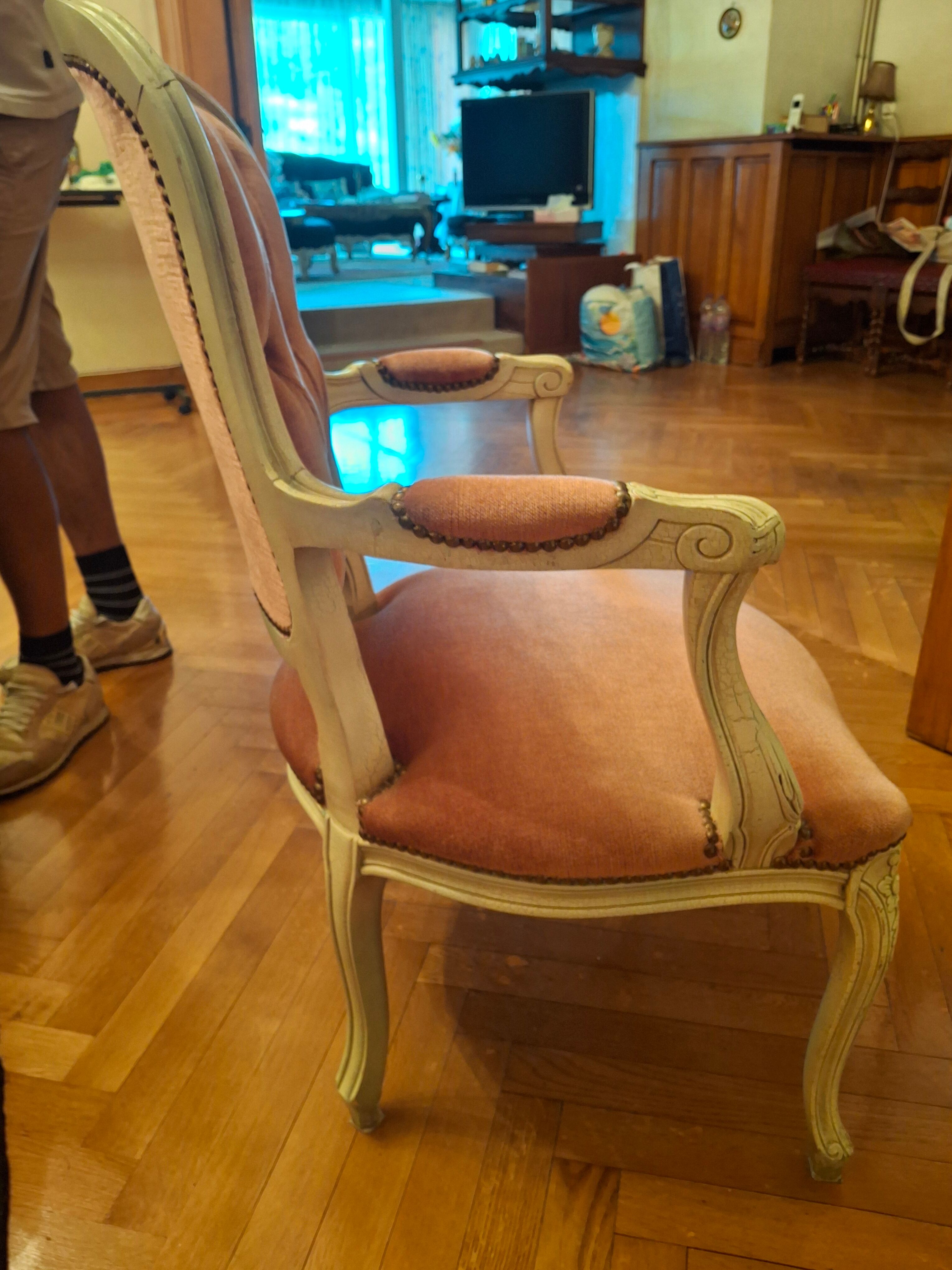 Fauteuil style Louis XV