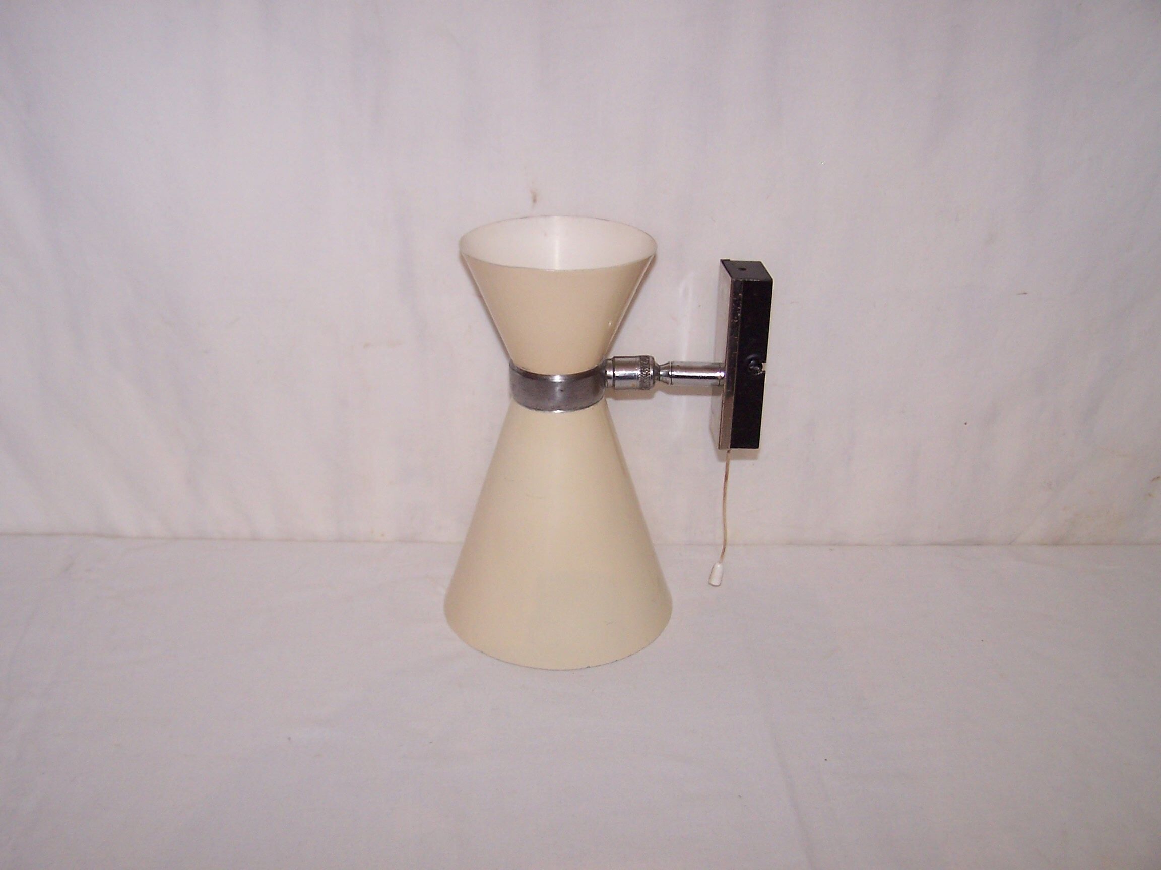 Diabolo wall light - 60s