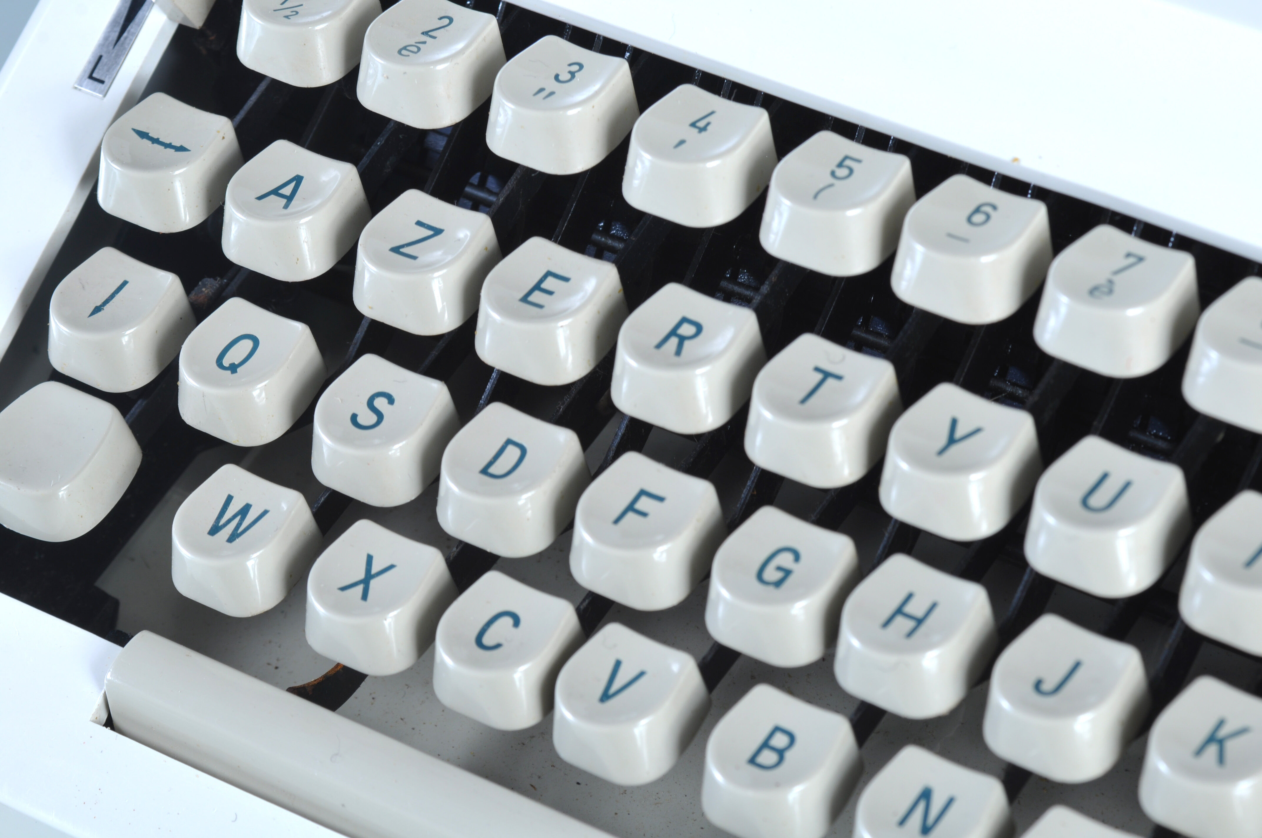 Triumph adler contessa 2 luxury typewriter