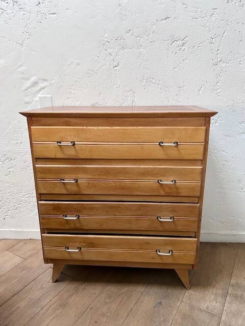 Vintage 1960s chest of drawers