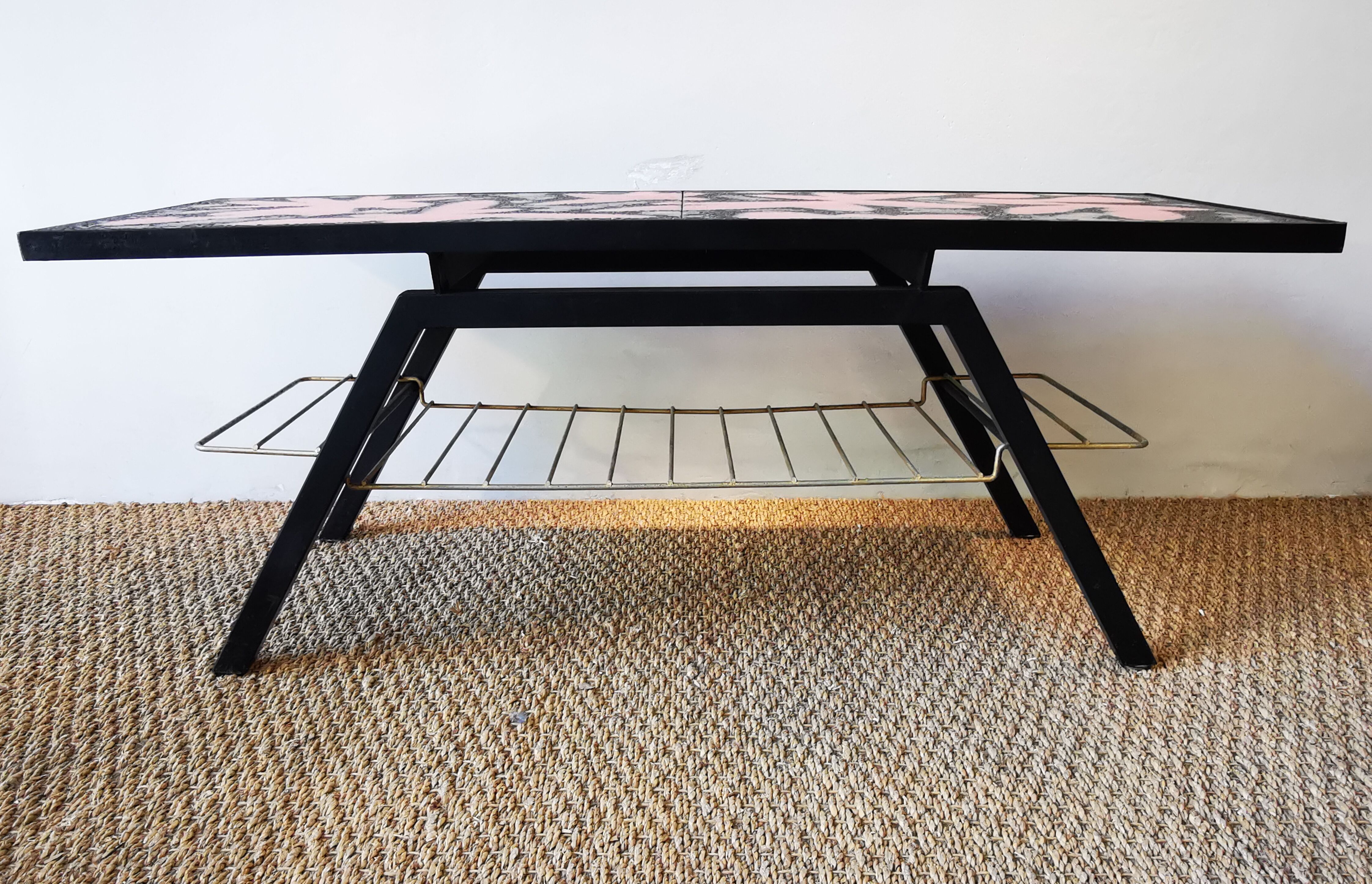 Coffee table of the "cloutier brothers" in lava stone 50s