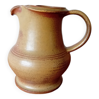 Pitcher vase