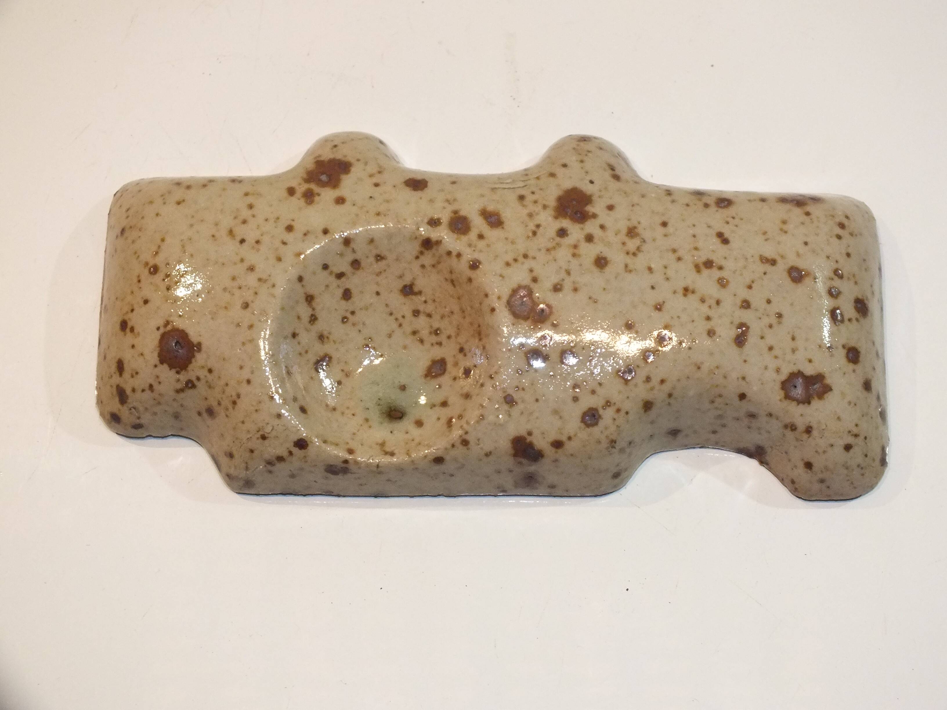 empty pocket in ceramic or stoneware 1970 Scandinavian style