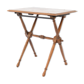 Folding table