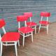 Lot de 4 chaise et une table vintage , années 70