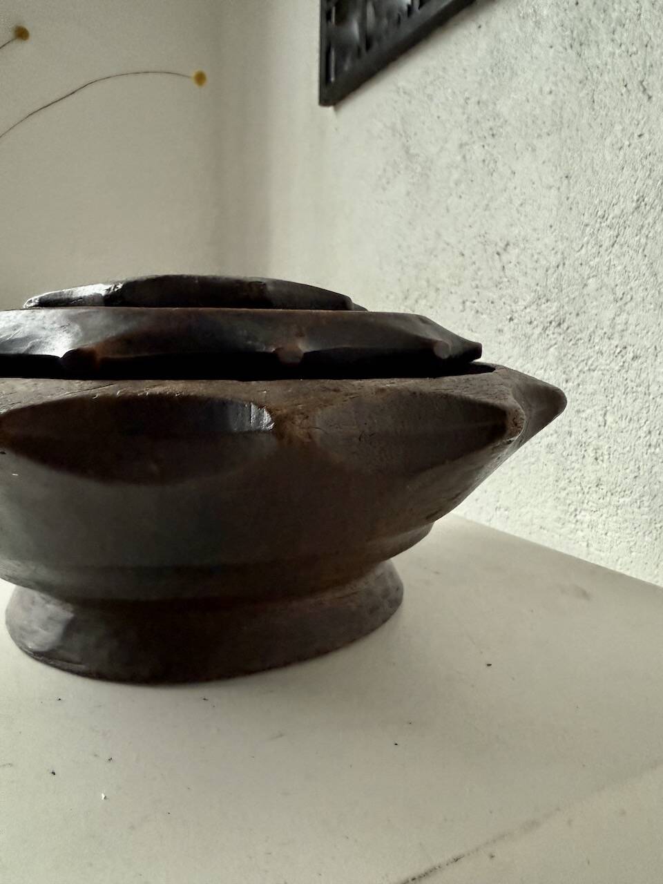 Brutalist wooden dishes, Savoyard popular art.