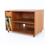 Meuble audio vintage Dyrlund en teck 'Glämmel'