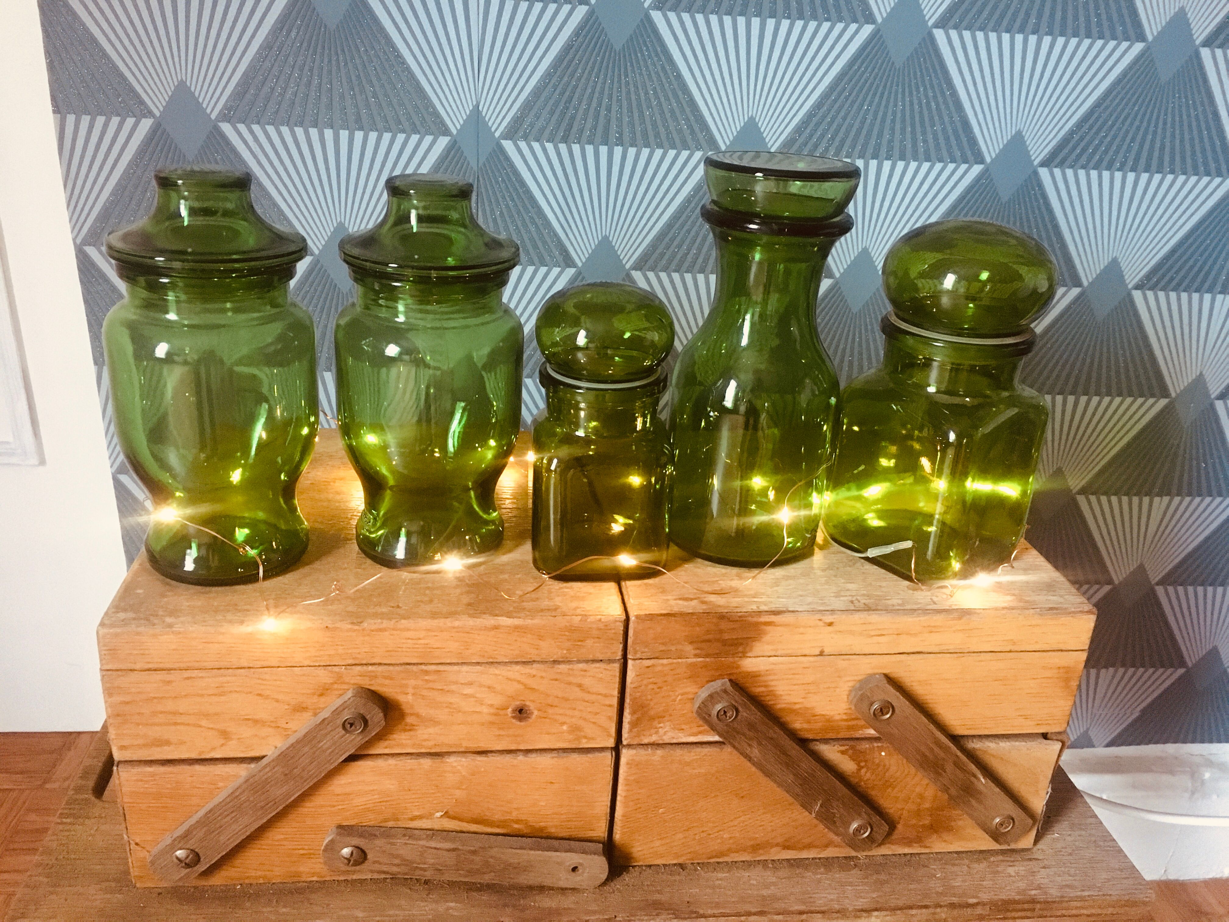 Lot of apothecary pot