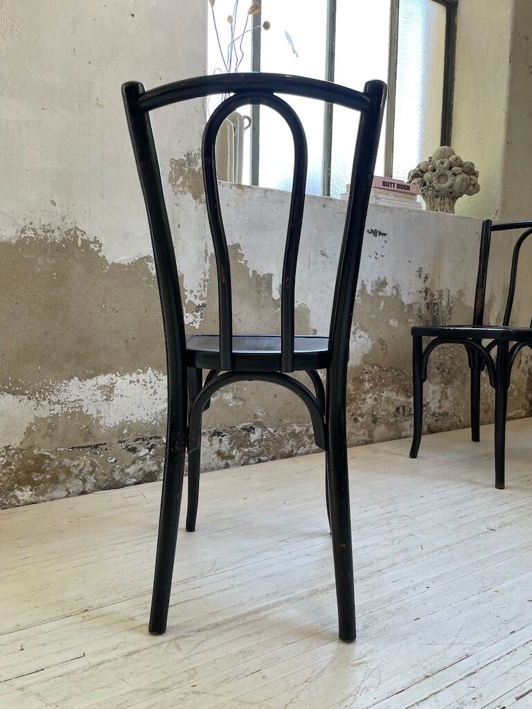 Lot 11 black Baumann bistro chairs